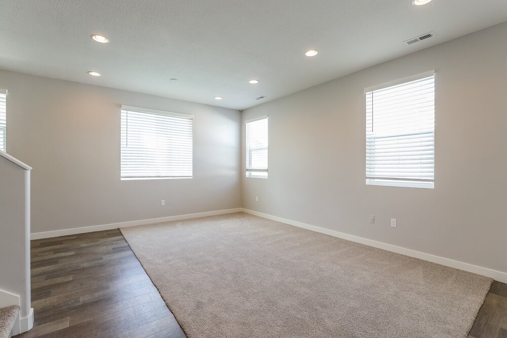 1712 W Parkview Dr - Photo 5 of 17