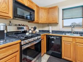 featured image of 112 Harvard St #2