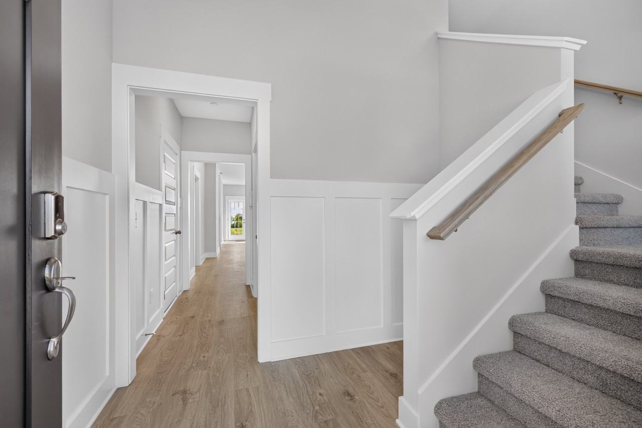 1310 Sabino Pl - Photo 3 of 30