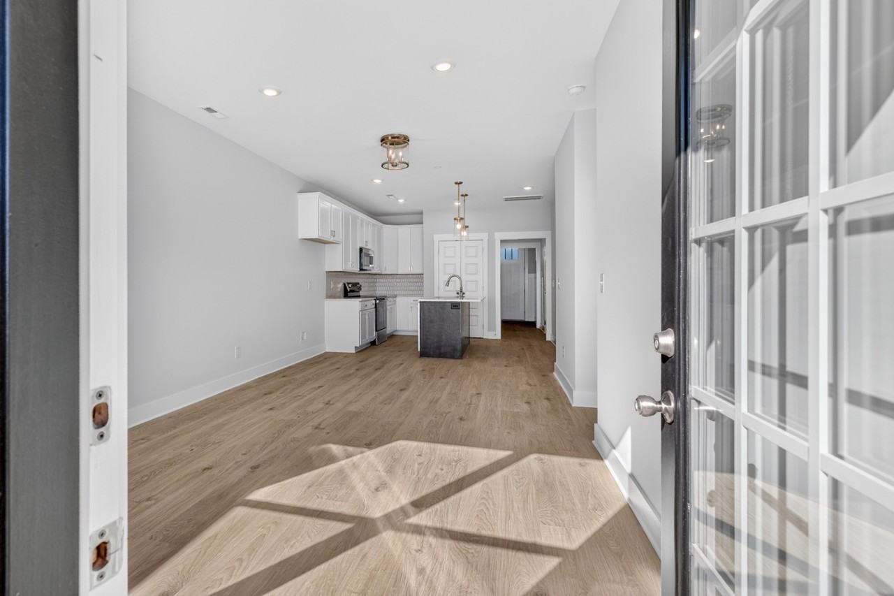 1310 Sabino Pl - Photo 4 of 30