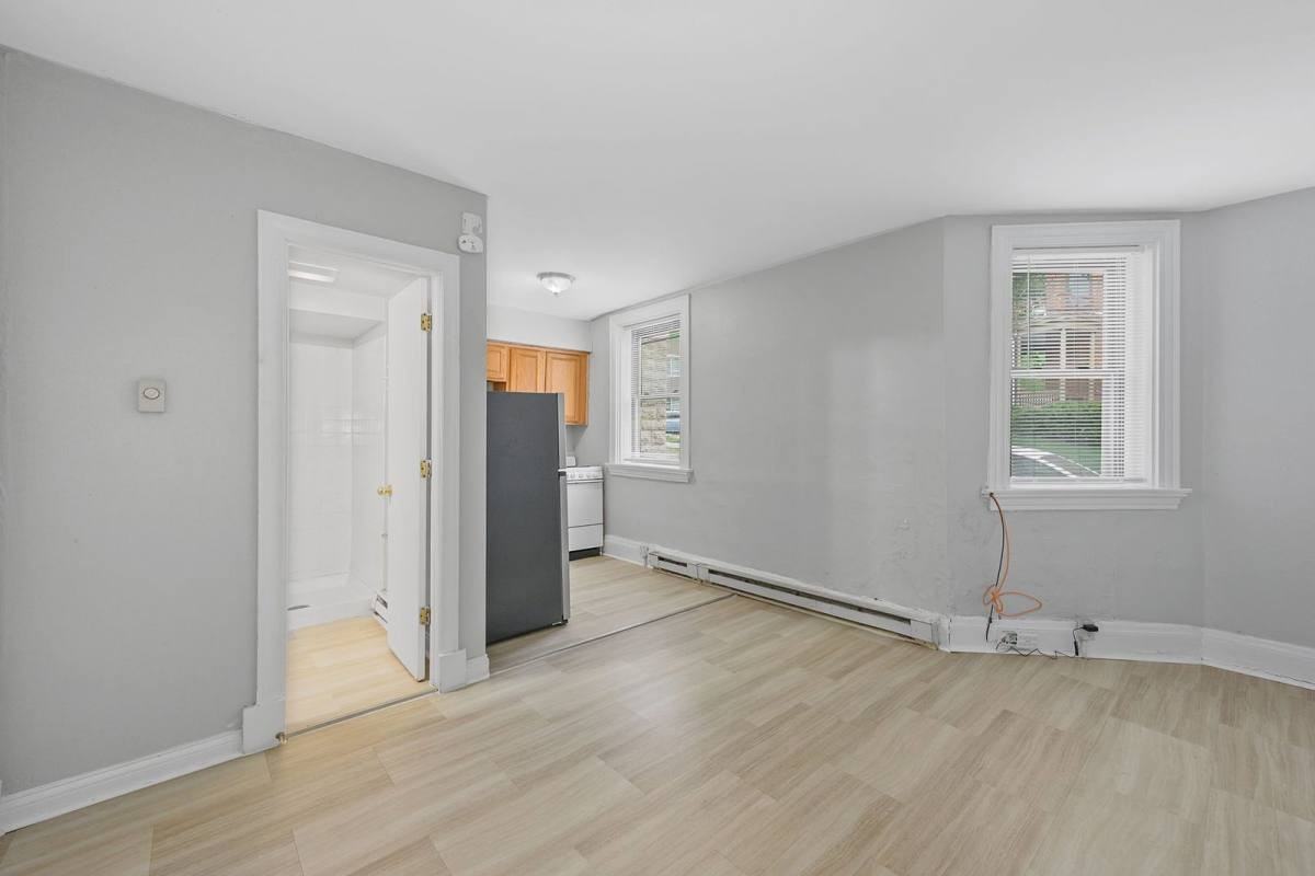 2431 Ohio Ave #1 - Photo 2 of 10