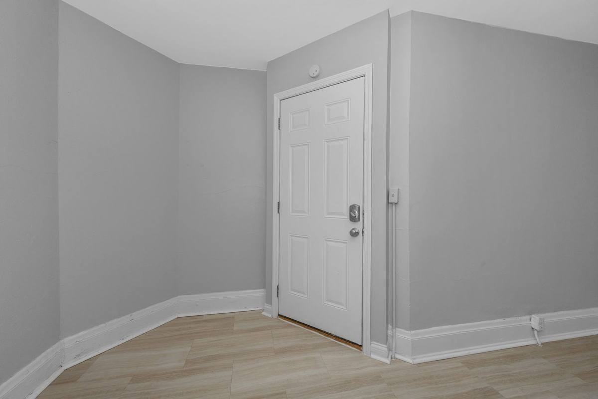2431 Ohio Ave #1 - Photo 6 of 10