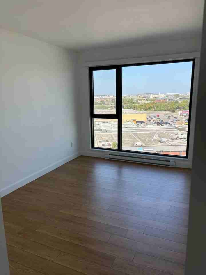 880 Avenue Carson #908 - Photo 3 of 9