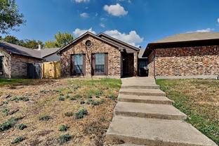 420 Dollins St - Photo 1 of 1
