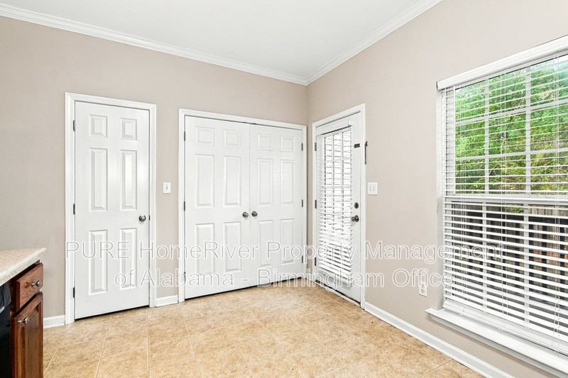 206 Park Village Cir - Photo 5 of 20