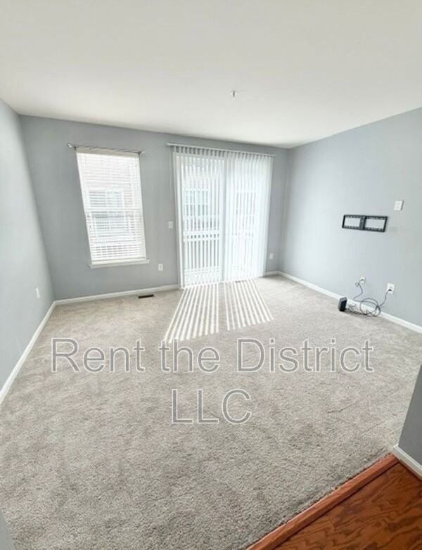 677 Anacostia Ave Ne - Photo 6 of 22