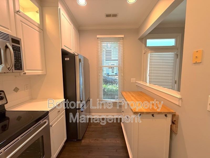 1516 Cleveland Ave - Photo 4 of 22