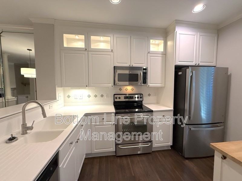 1516 Cleveland Ave - Photo 5 of 22