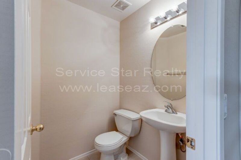 1710 N 105th Dr - Photo 4 of 15