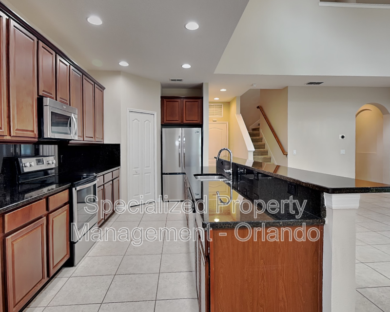 2920 Whistlewood Dr - Photo 3 of 33