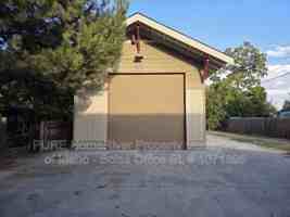 featured image of 4311 W Albion St