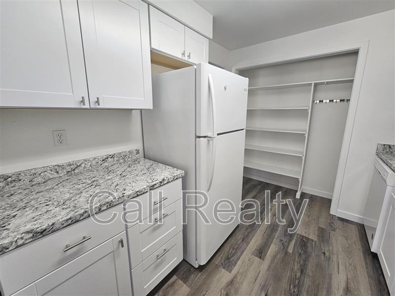 12117 E 23rd Ave - Photo 6 of 20