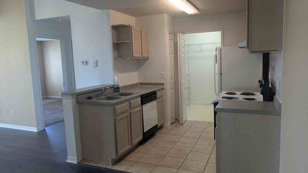 8915 Latrec Ave #308 - Photo 3 of 14