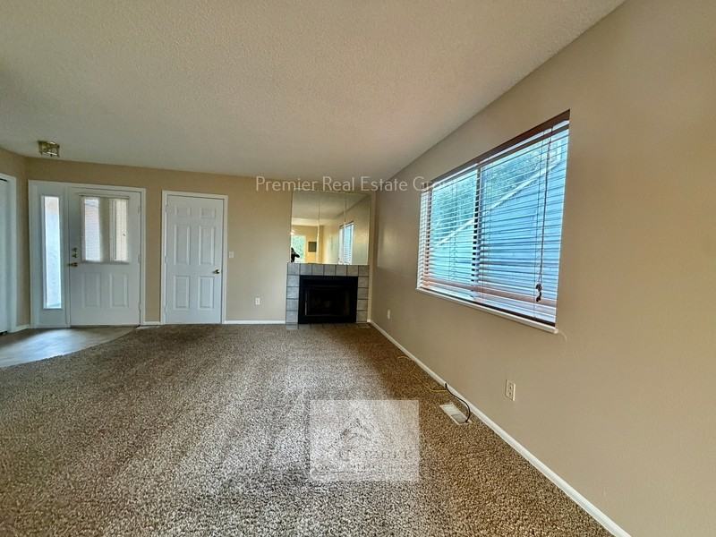 1312 Talley Cir - Photo 4 of 15