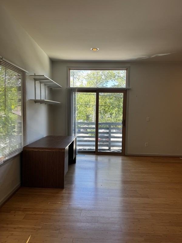 1556 Jones Dr #B1 - Photo 3 of 14