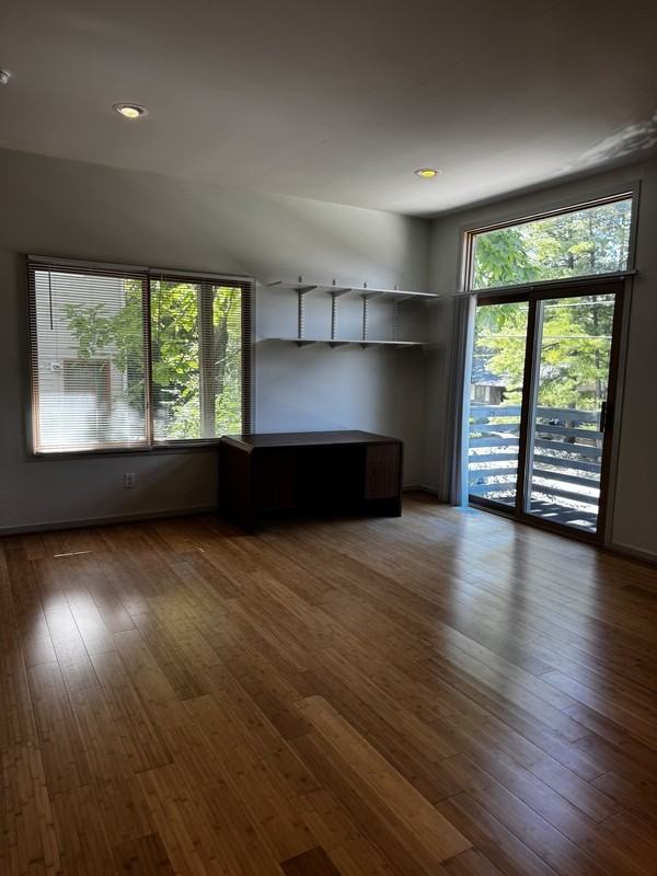 1556 Jones Dr #B1 - Photo 4 of 14