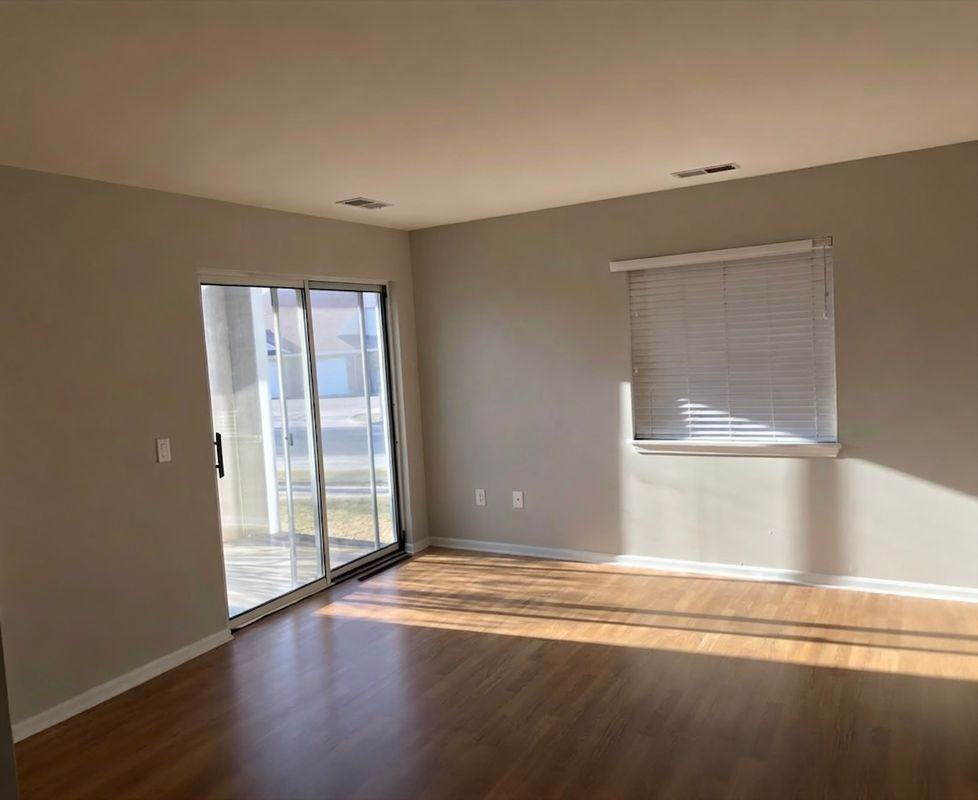 1016 Rockefeller Ln - Photo 4 of 9