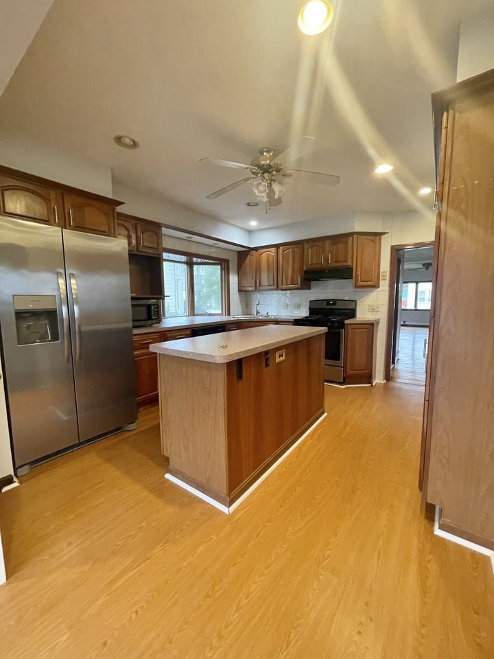 103 Wright Ave #1 - Photo 2 of 14