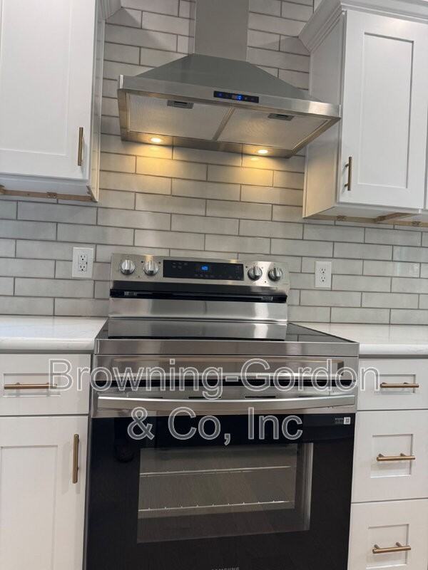 331 Oriel Ave - Photo 6 of 28