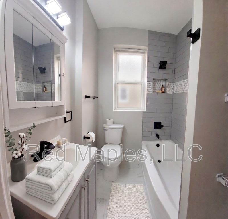 3725A Iowa Ave - Photo 4 of 6