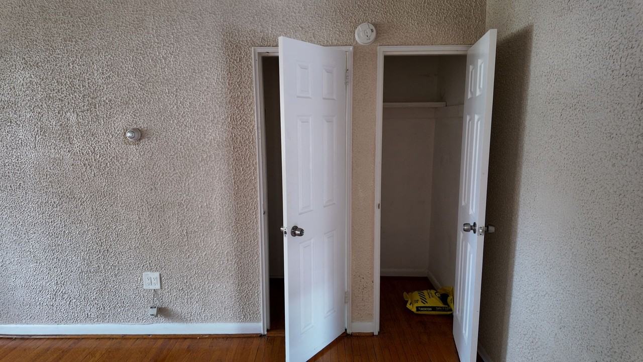 6359 Edmund St - Photo 4 of 16