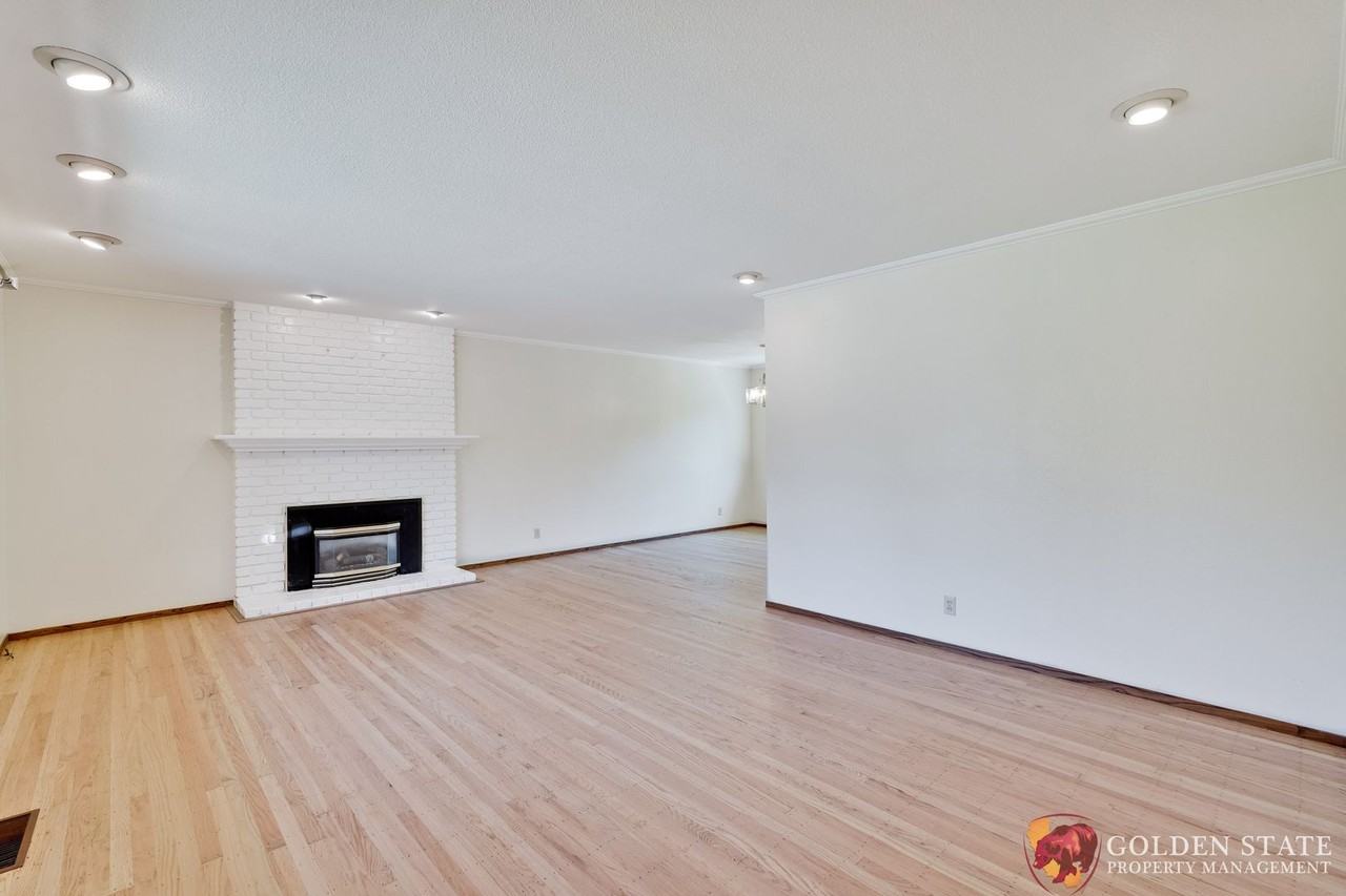 10534 Deodara Dr - Photo 4 of 33