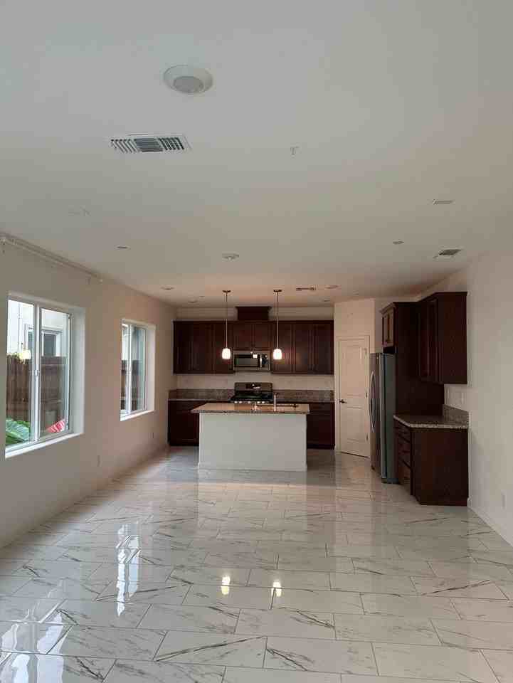 1649 Pagoda Ln