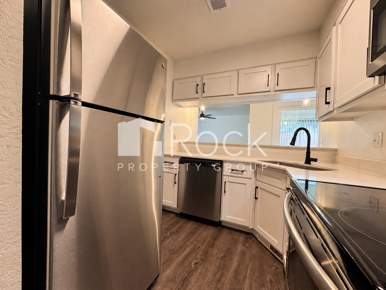 8720 S Santa Fe Ave - Photo 5 of 30