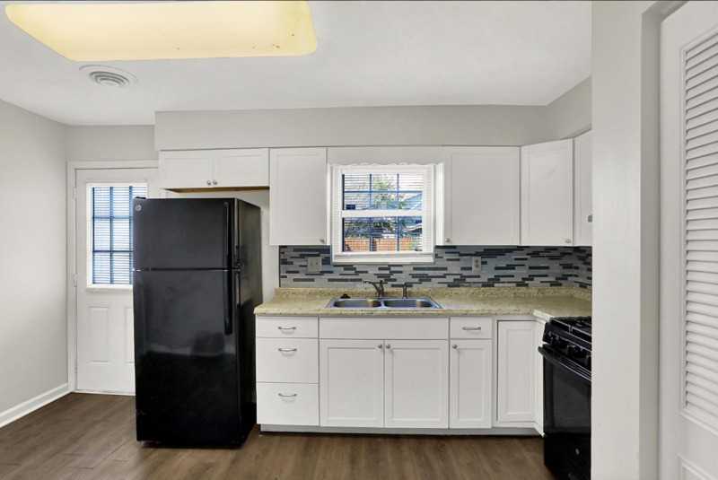 278 Walnut St #2 - Photo 3 of 14