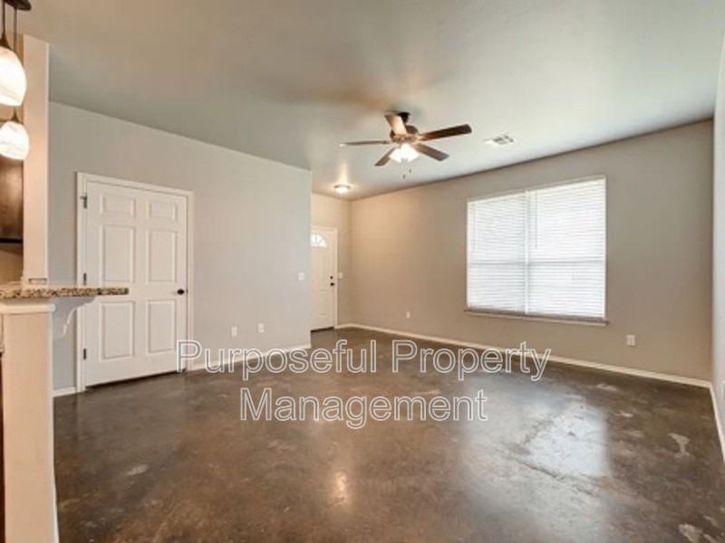 1867 Cypress Ln - Photo 7 of 31