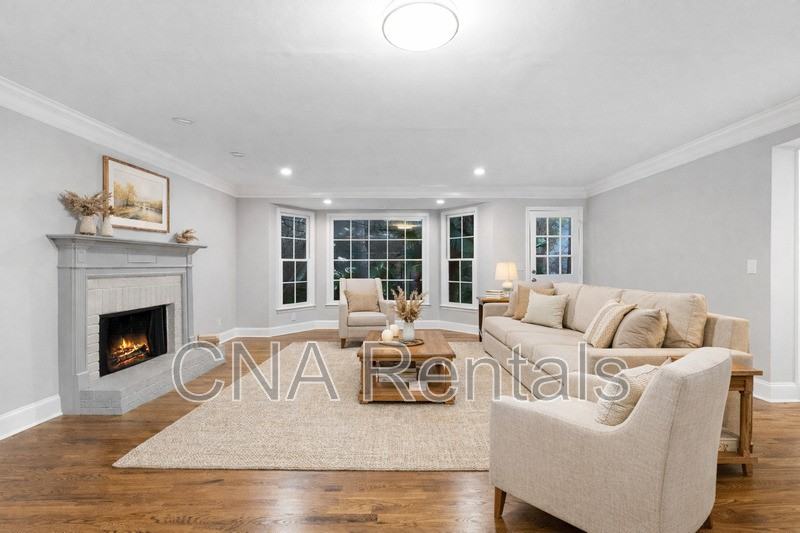 3907 Brintons Ml - Photo 7 of 47