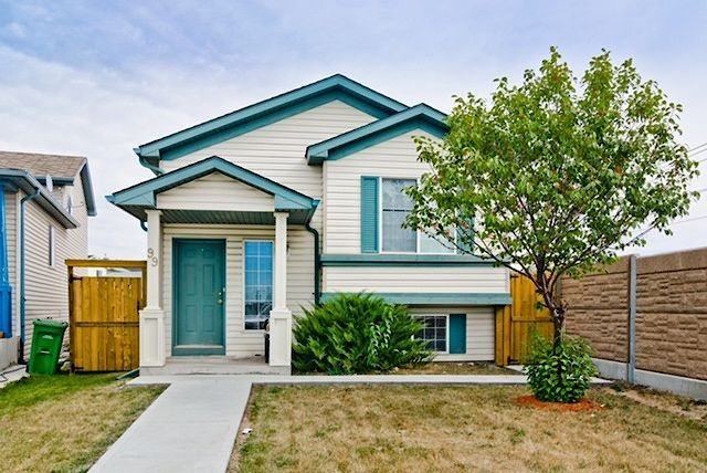 99 Martinvalley Pl Ne - Photo 2 of 9