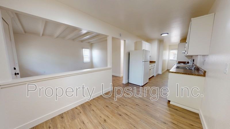 1167 Orange Ave - Photo 5 of 19