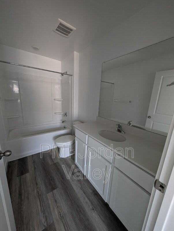 1925 S 530 W #1181 - Photo 7 of 12