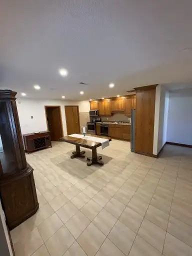 871 Erie St E #1 - Photo 7 of 20