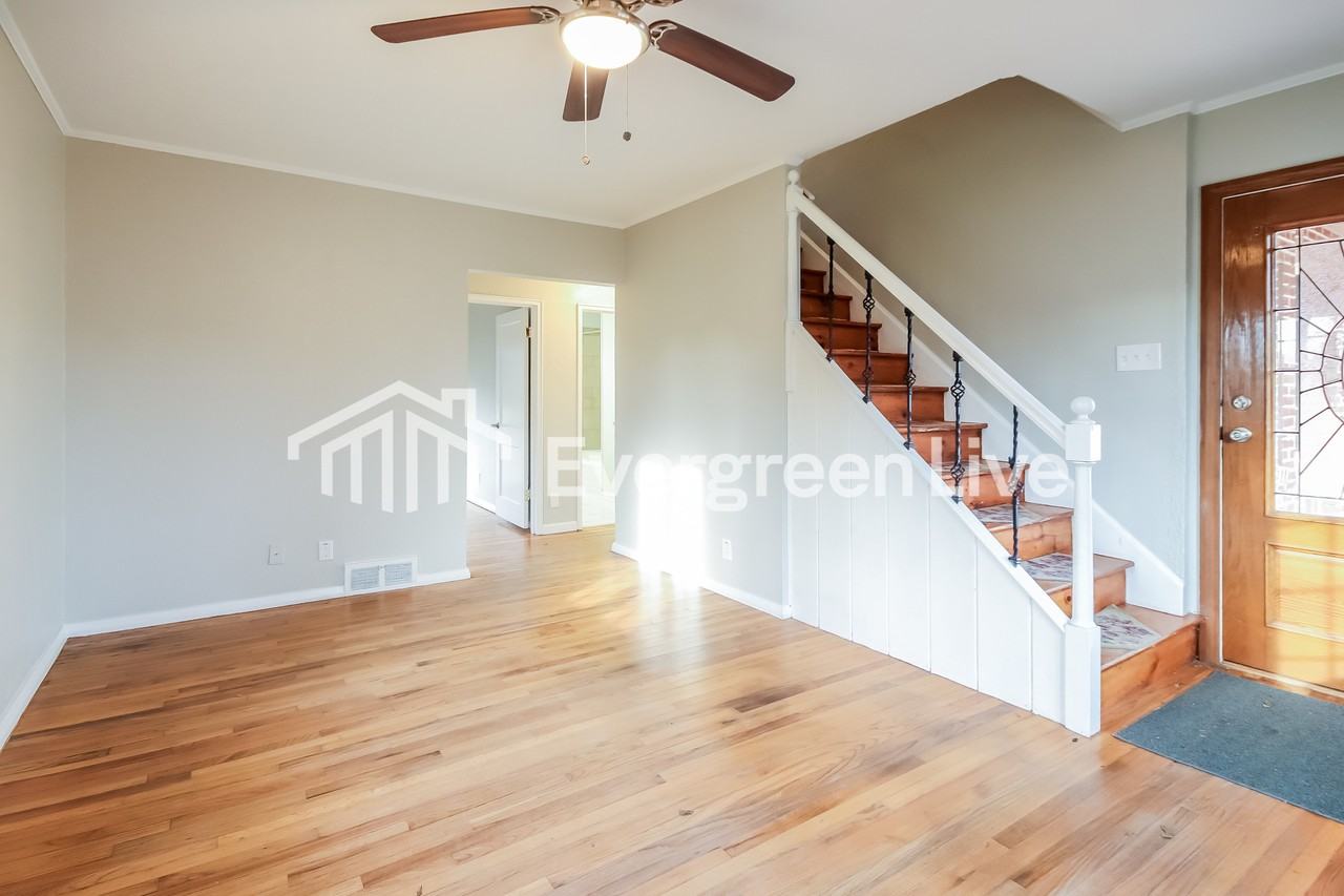 1097 N Adams St - Photo 3 of 13