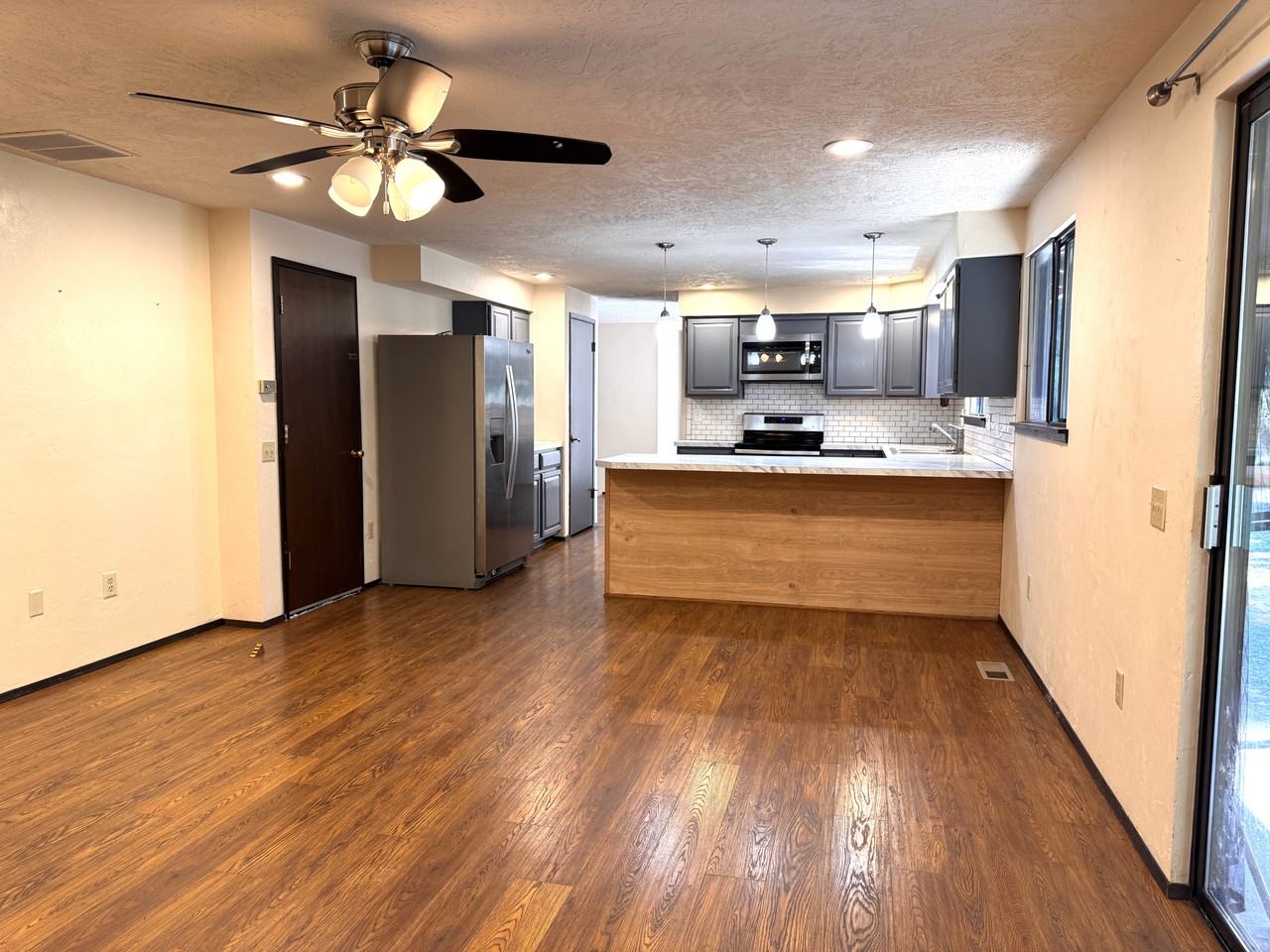 280 E Shamrock Dr - Photo 5 of 27
