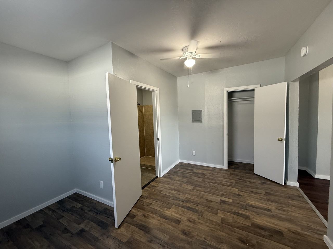 1407 Nw 8th St - Photo 6 of 6