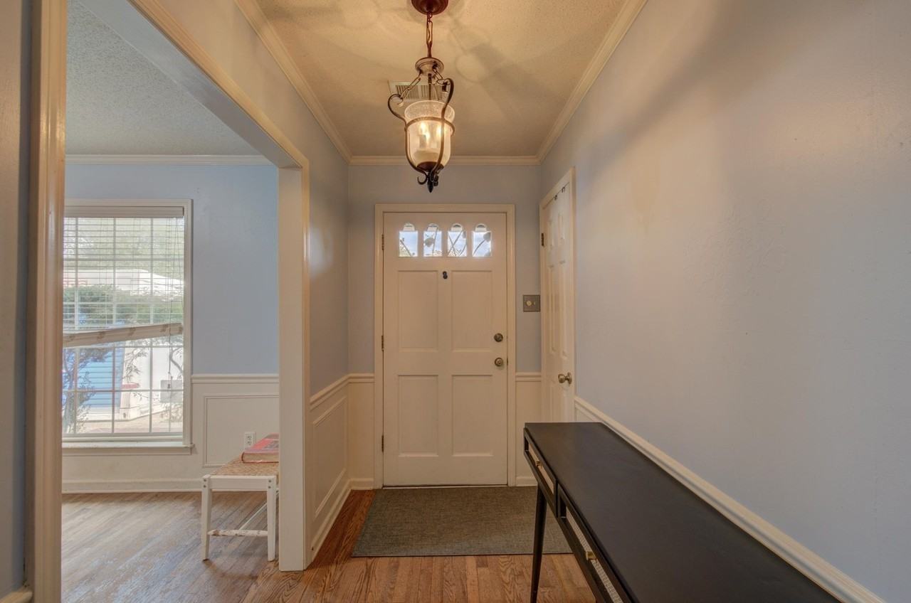 8075 Kerry Dr - Photo 2 of 17