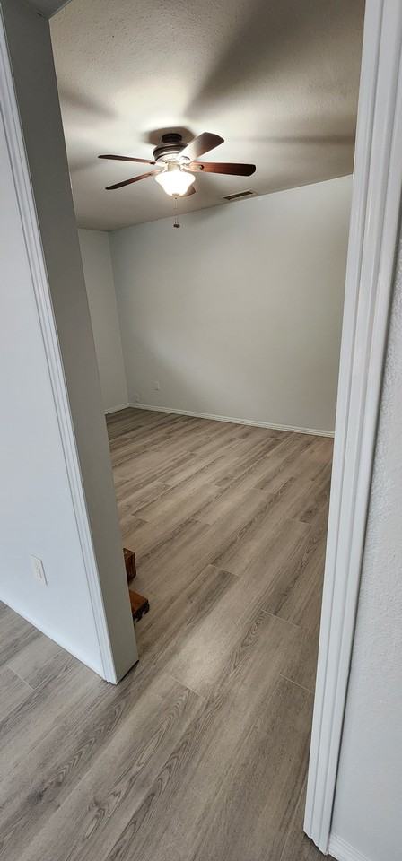 3421 Golden View Ter - Photo 4 of 19