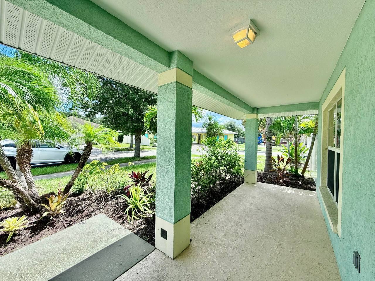 1914 Peaceful Palm St - Photo 5 of 50
