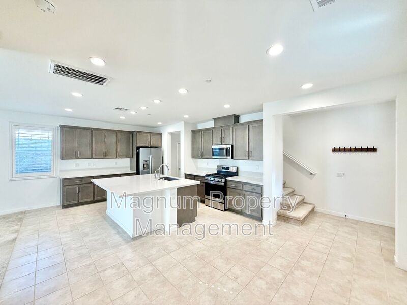 32730 Brunello Way - Photo 5 of 46