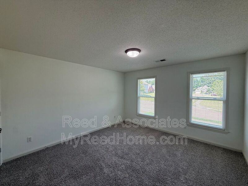 6135 Maher Trl - Photo 7 of 14