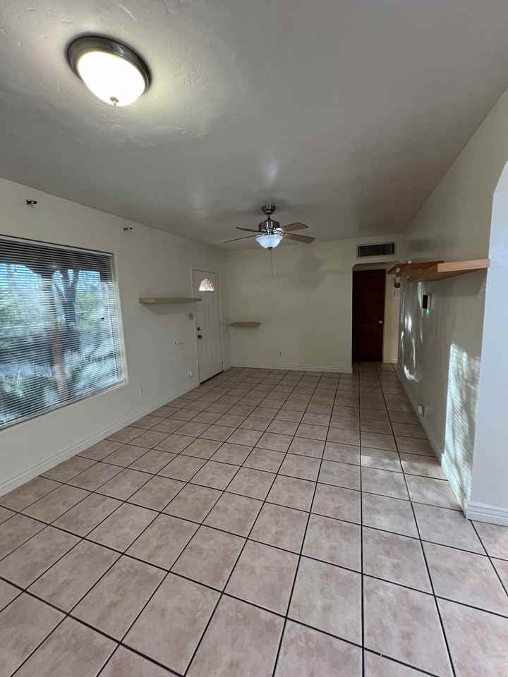 427 S Nevada Way - Photo 6 of 25