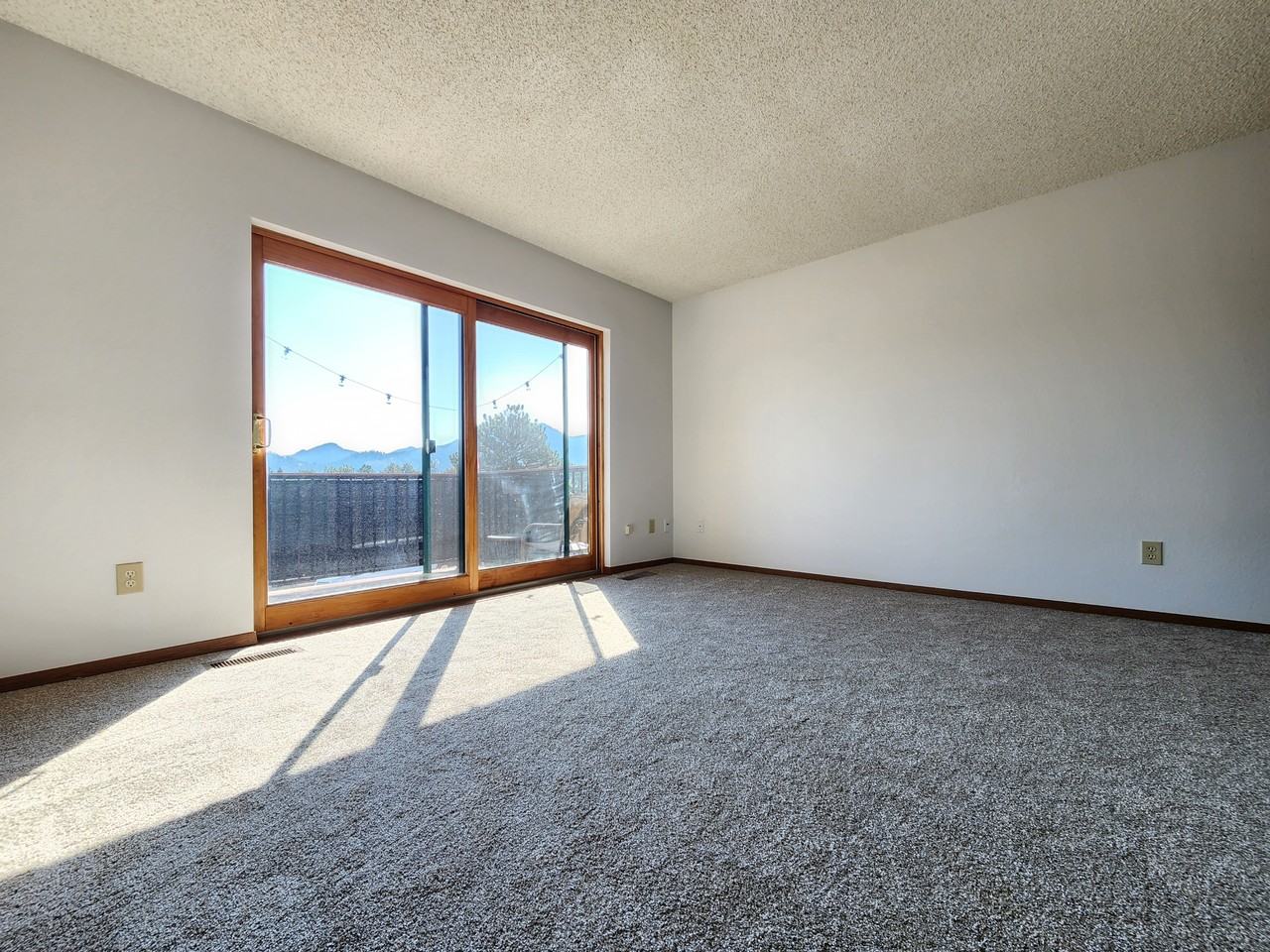 1155 S Saint Vrain Ave #B3U6 - Photo 6 of 15