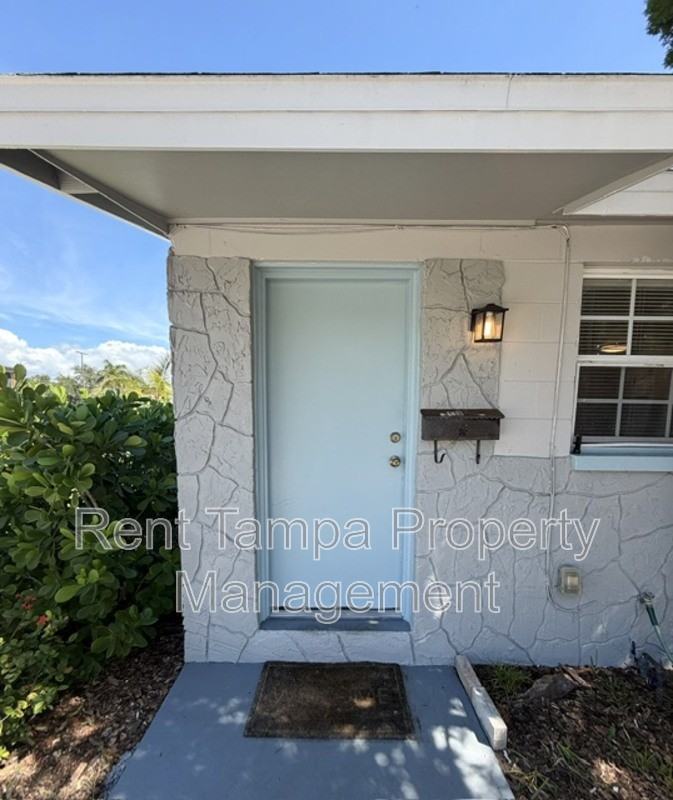 418 90th Ave N - Photo 2 of 16