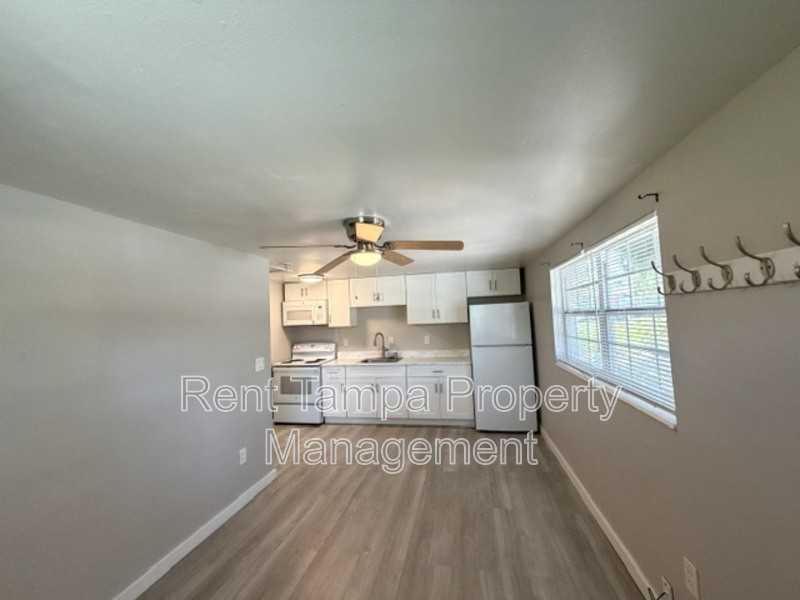 418 90th Ave N - Photo 5 of 16