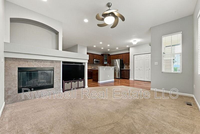 4483 Applecrest Cir - Photo 4 of 23