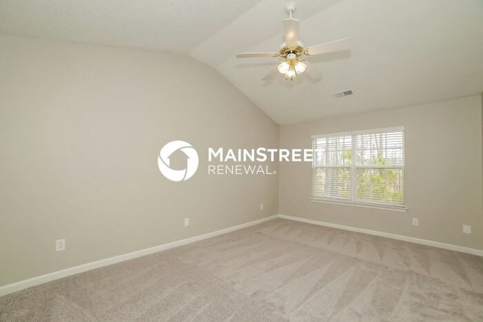 6239 Hickory Lane Cir - Photo 7 of 17