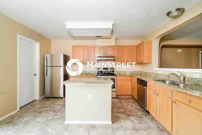 5126 Green Grove St - Photo 6 of 16